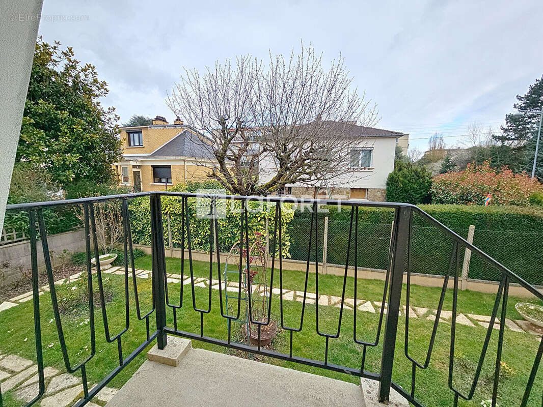 Maison à L&#039;HAY-LES-ROSES