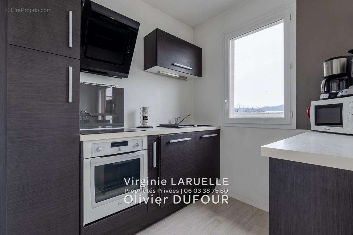 Appartement à SAINT-ETIENNE-DU-ROUVRAY