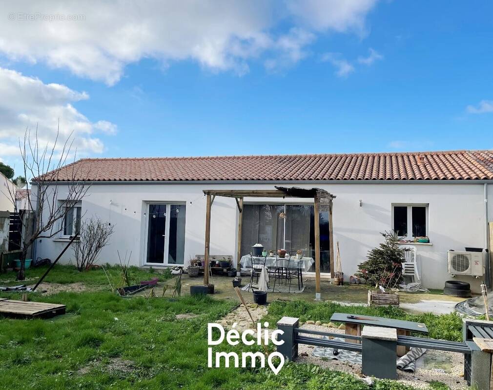 Maison à ESNANDES