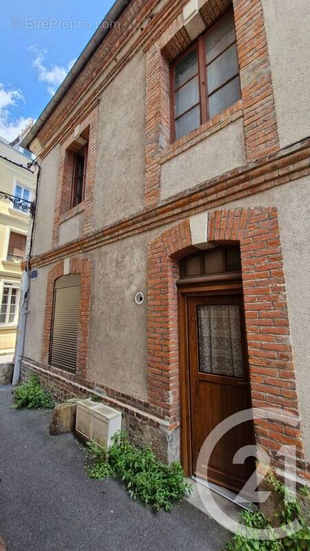 Maison à BERNAY
