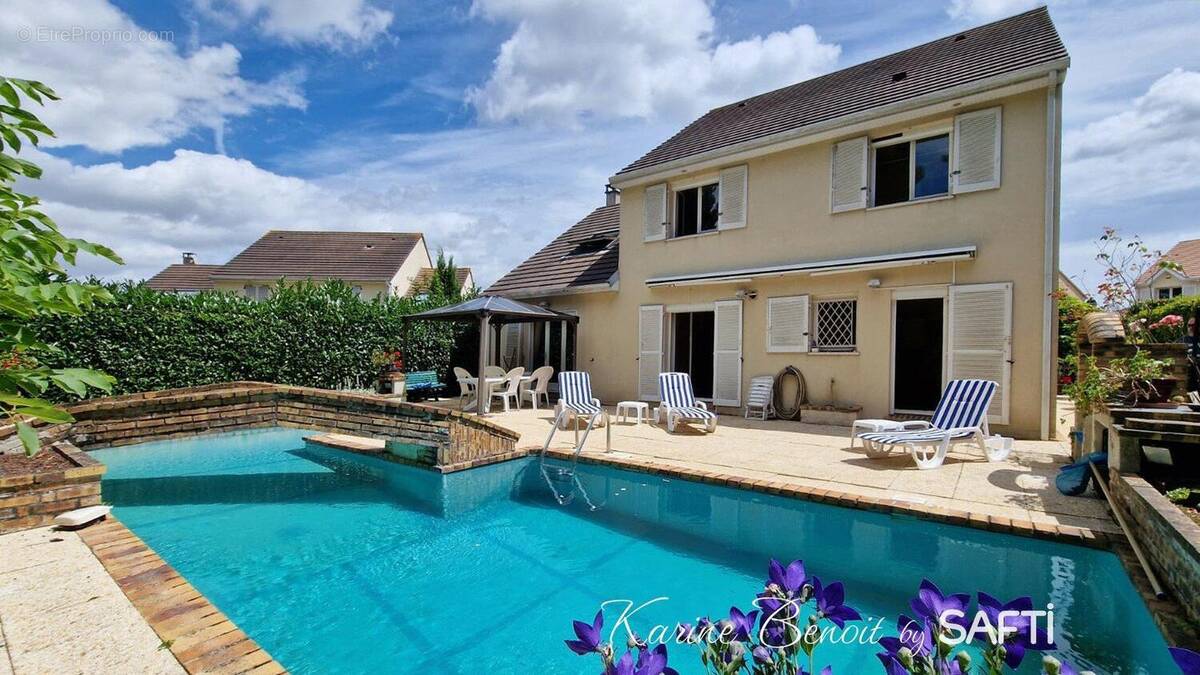 Photo 1 - Maison à SAINT-GERMAIN-LES-CORBEIL