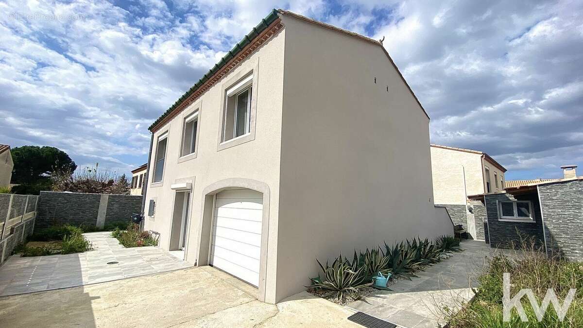Maison à MONTADY