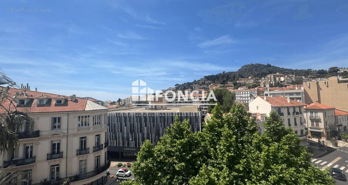 Appartement à HYERES