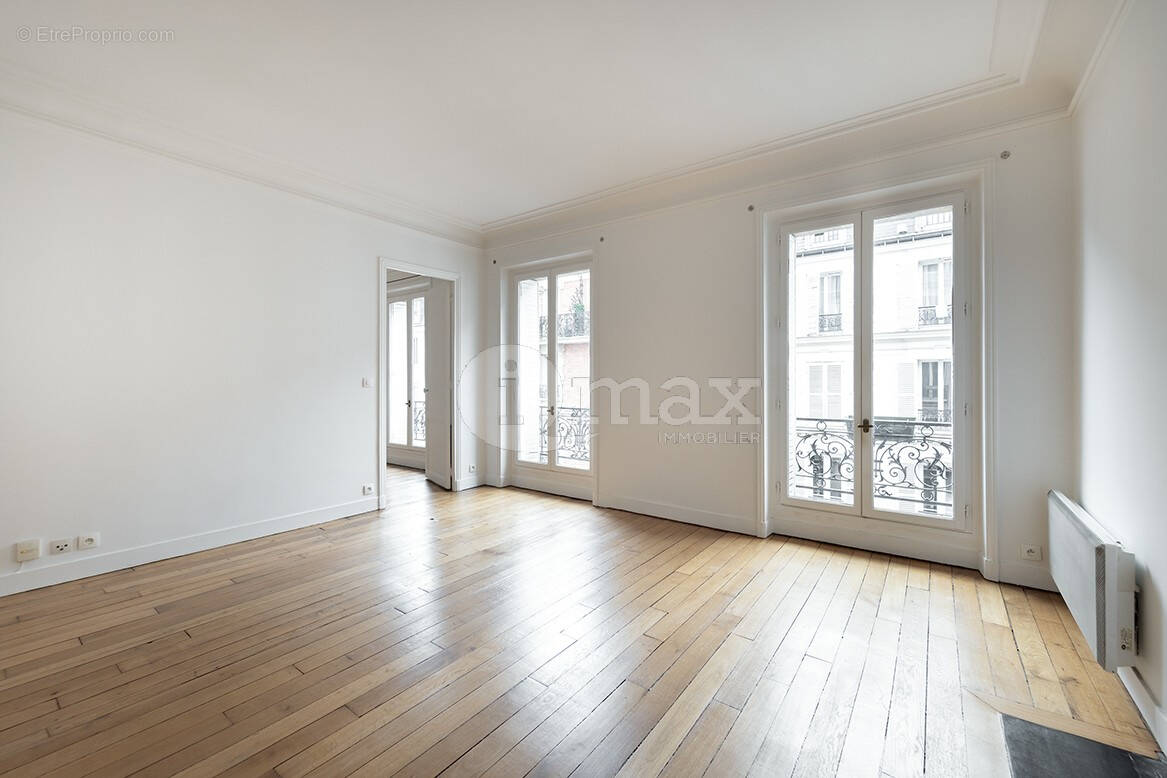 Appartement à LEVALLOIS-PERRET