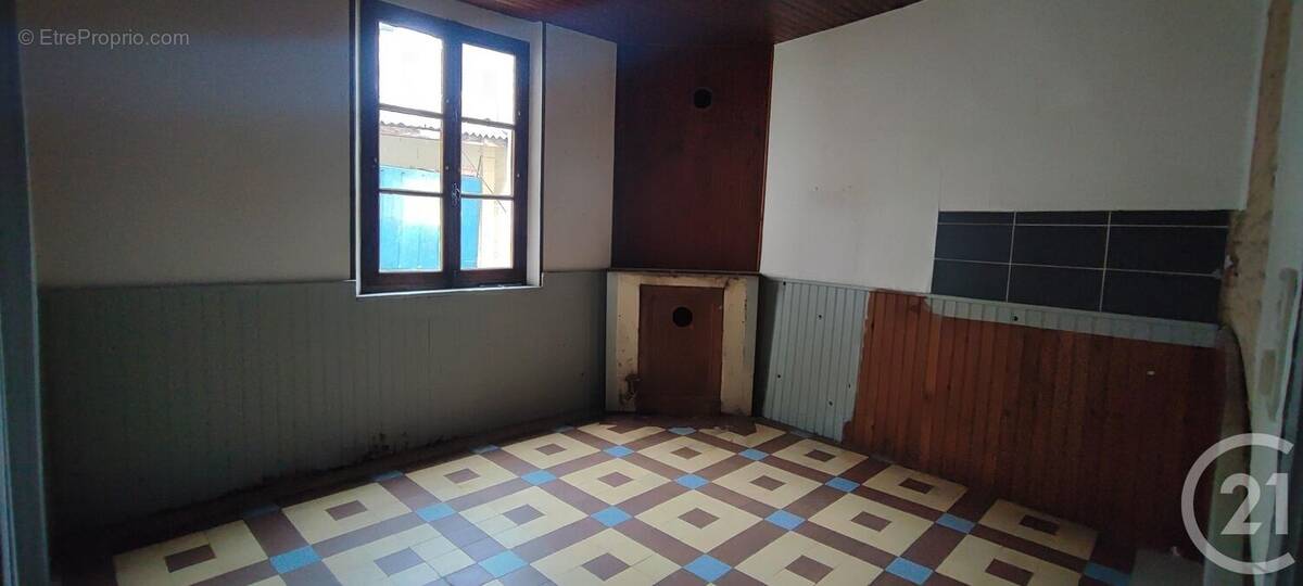 Maison à BROU