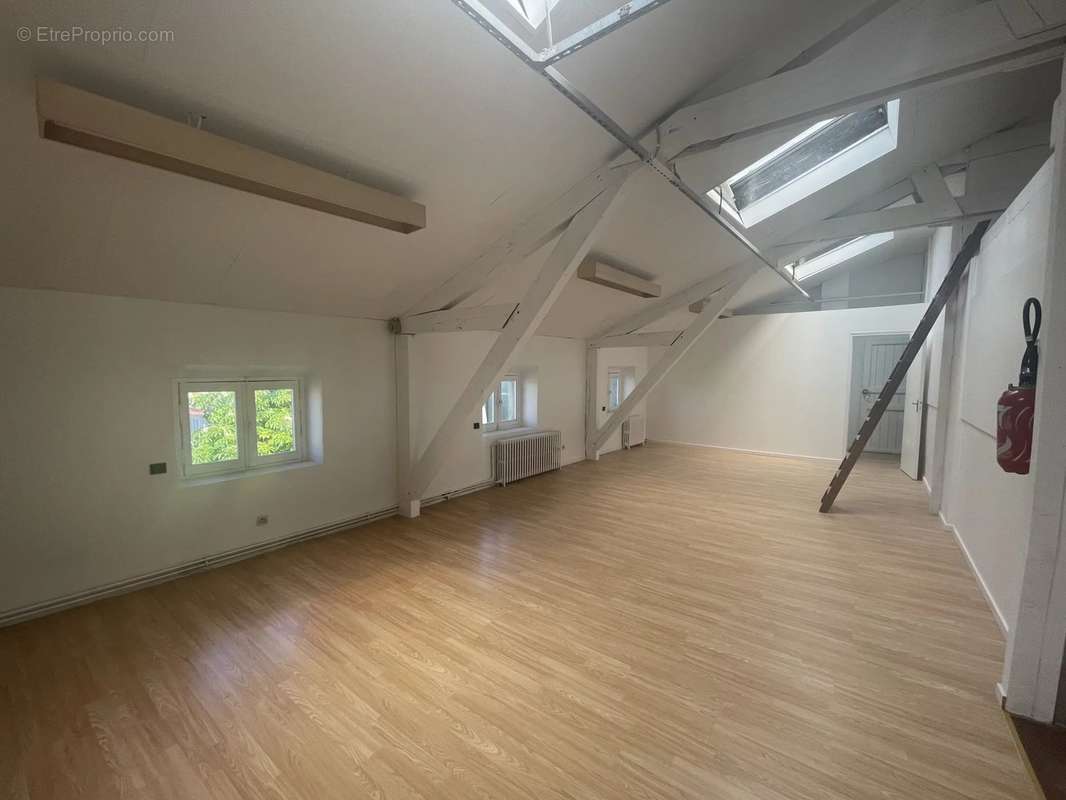 Appartement à CARCASSONNE