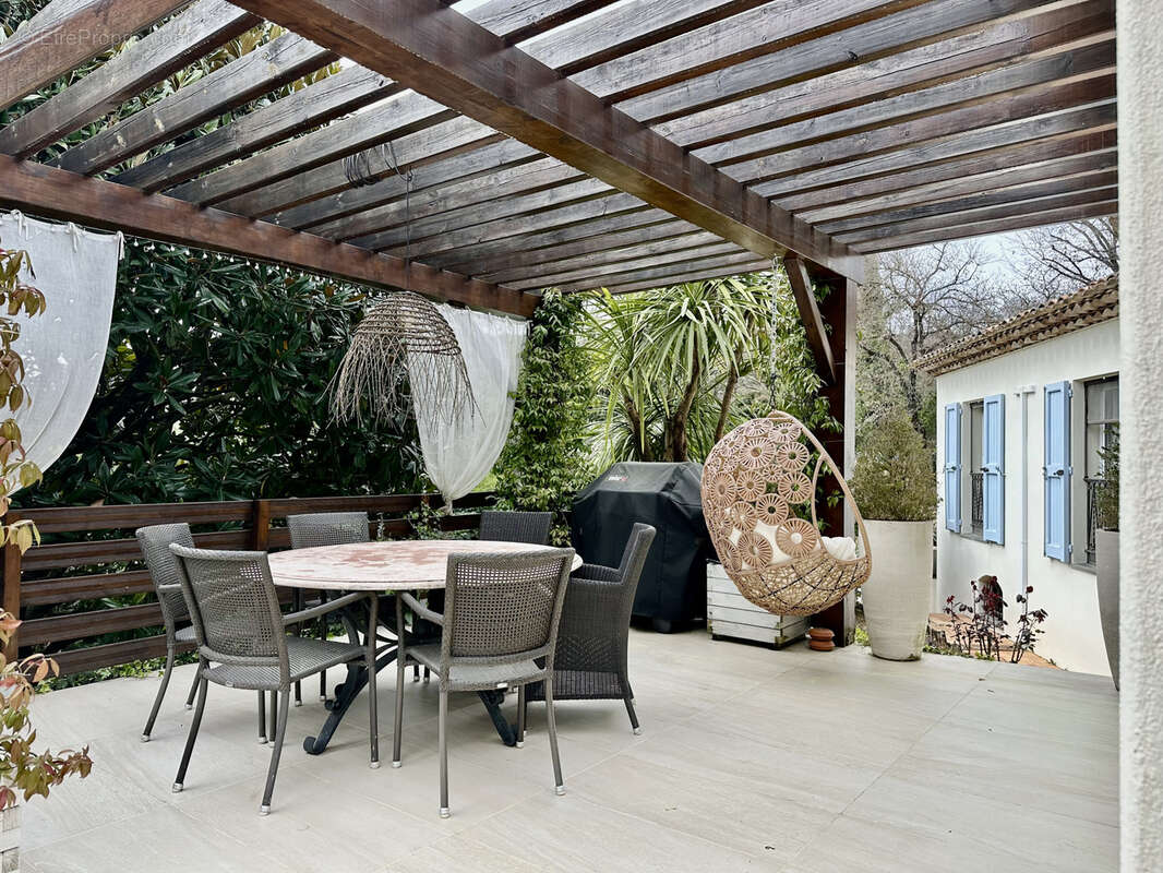 Maison à LA TURBIE