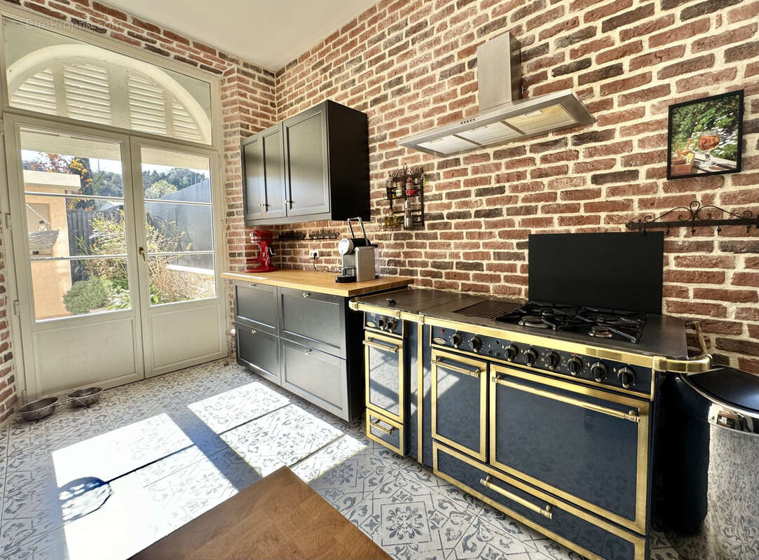 Maison à LORGUES