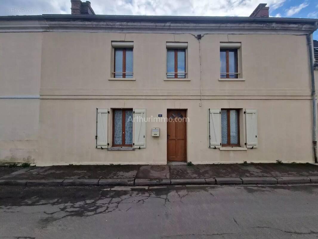 Maison à MAGNY-EN-VEXIN
