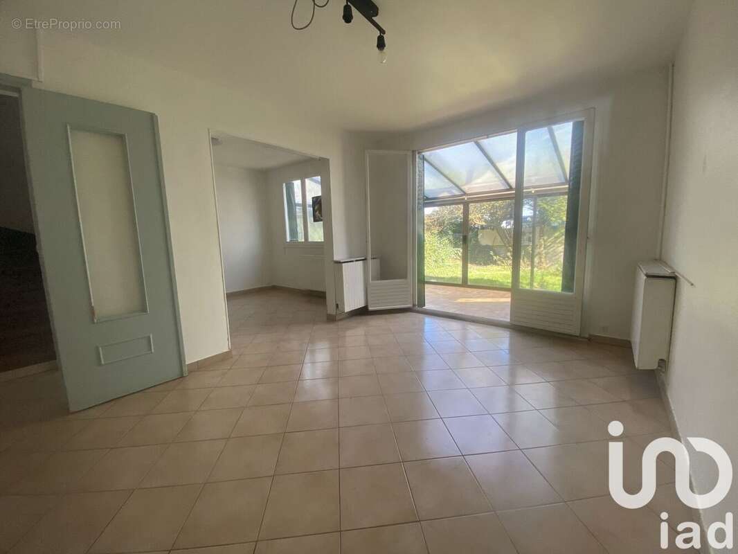 Photo 3 - Maison à MORANGIS