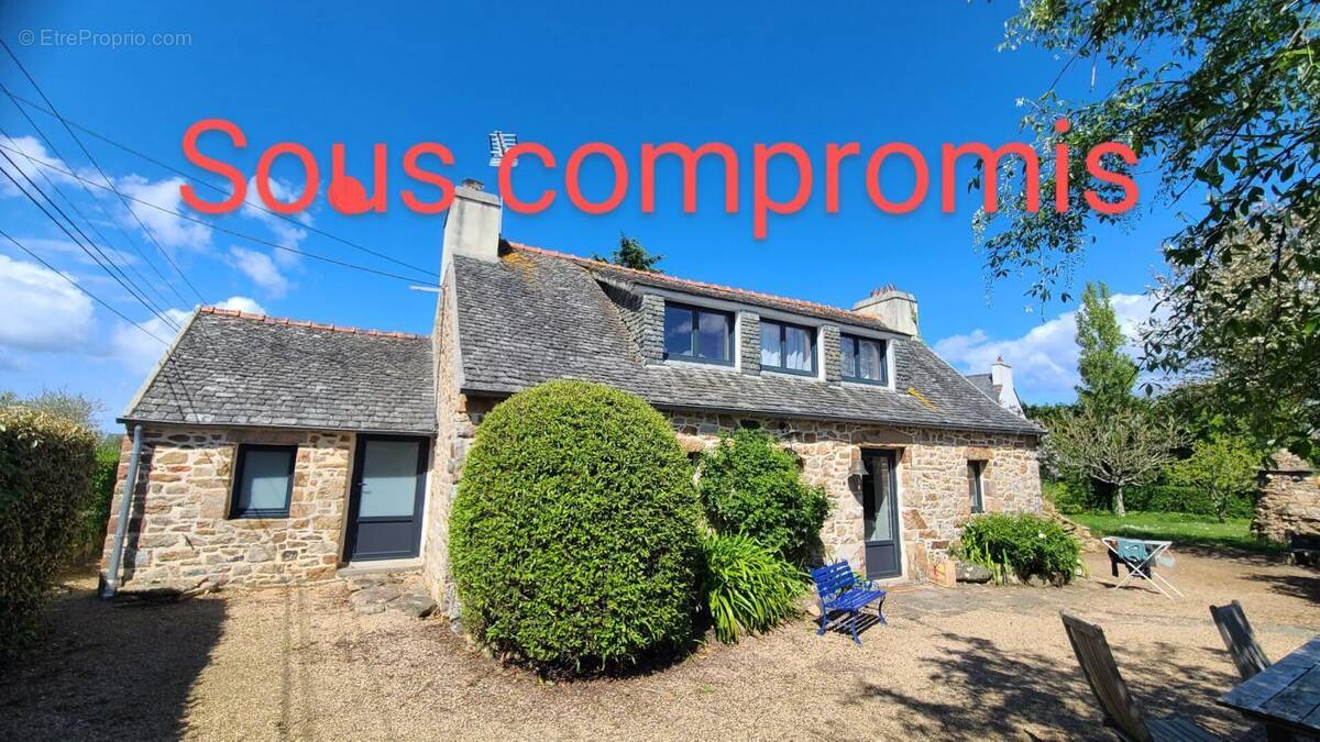 Maison à PLOUGASNOU