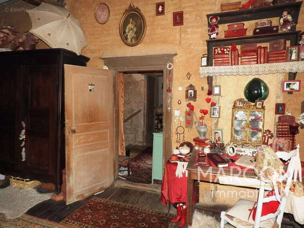 Maison à AUBUSSON