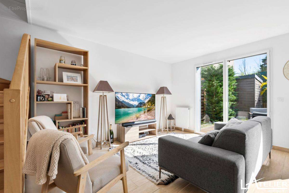 Appartement à MAREIL-MARLY