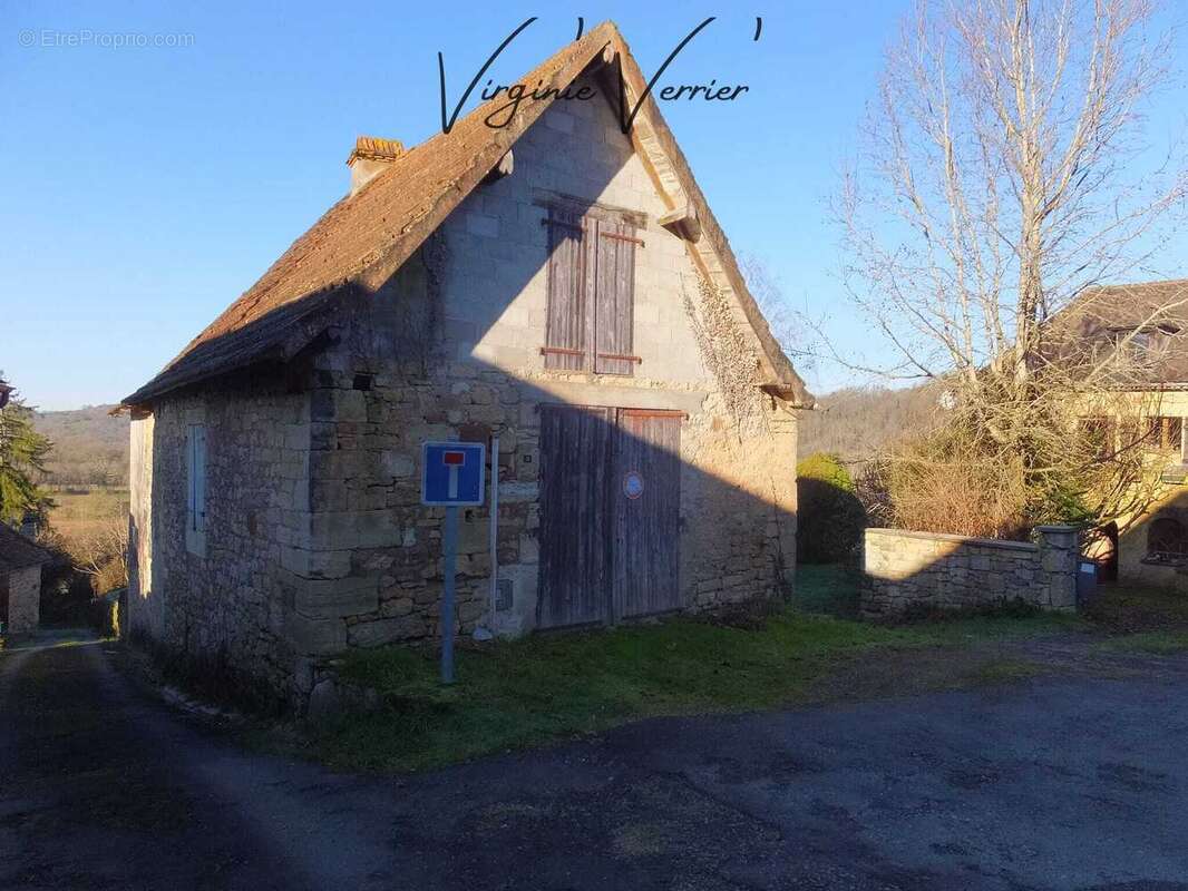 Maison à OBJAT
