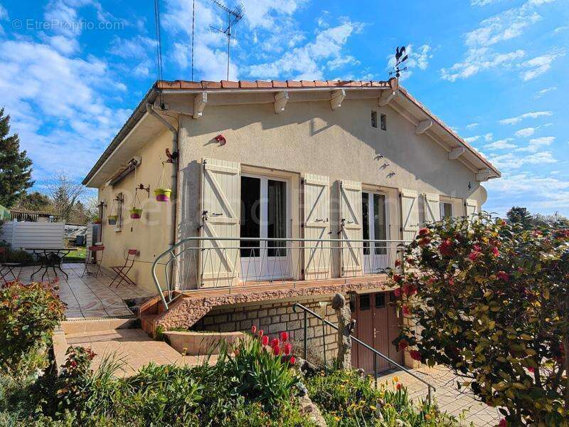Maison à CIVRAY