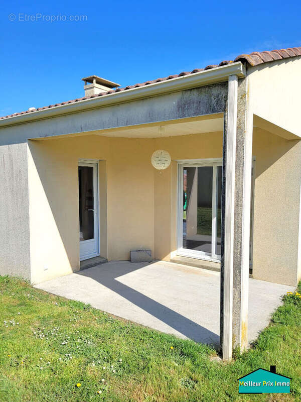 Maison à PAULX