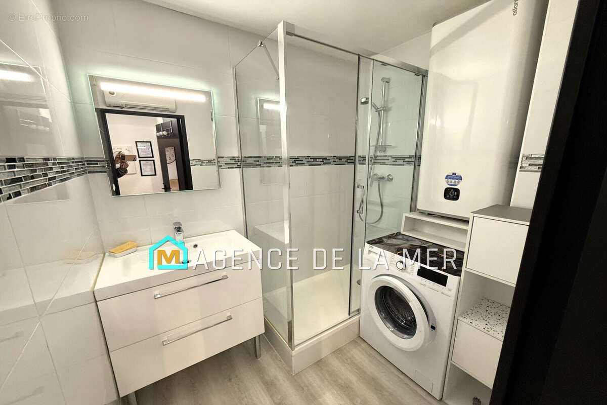 Appartement à MANDELIEU-LA-NAPOULE