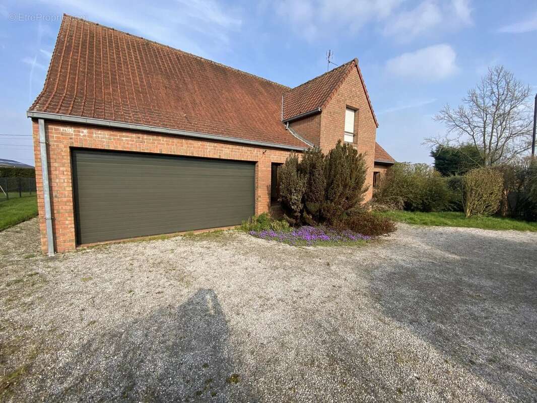Maison à SAINGHIN-EN-MELANTOIS