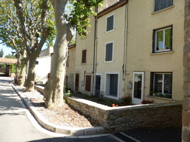 Maison à LAGRASSE