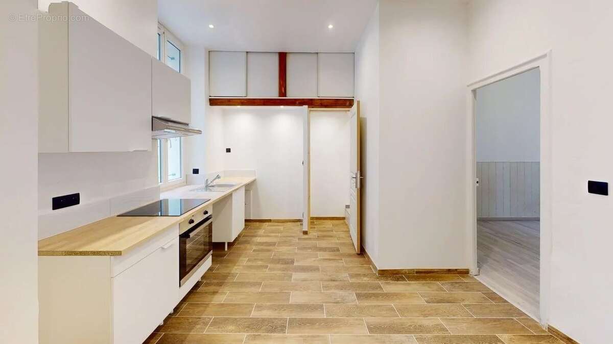 Appartement à PORT-DE-BOUC