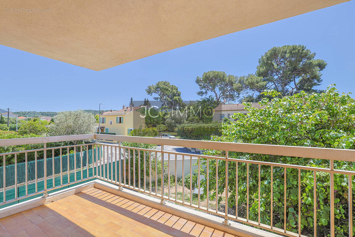 Appartement à LE PRADET