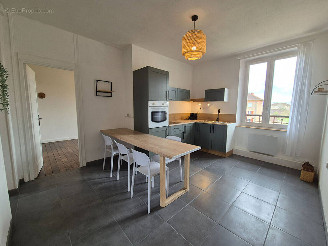 Appartement à PARAY-LE-MONIAL
