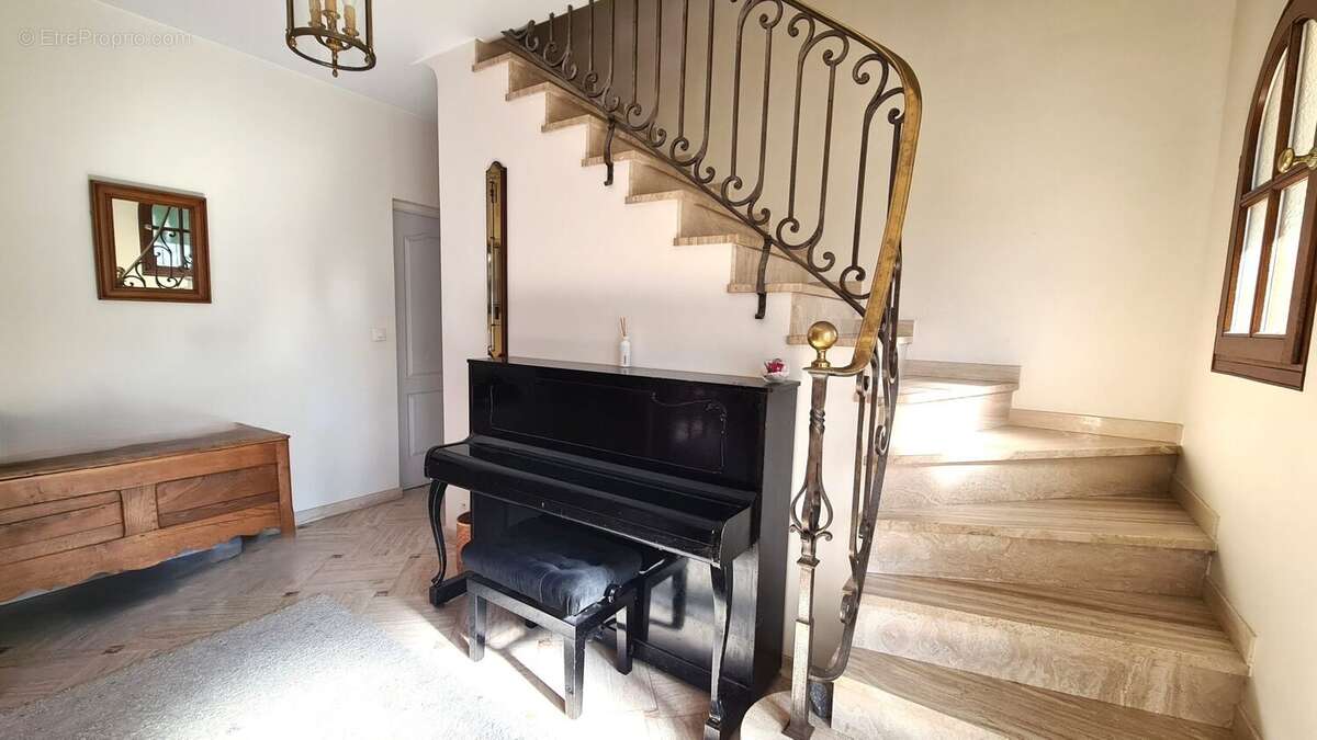 Maison à MAULE