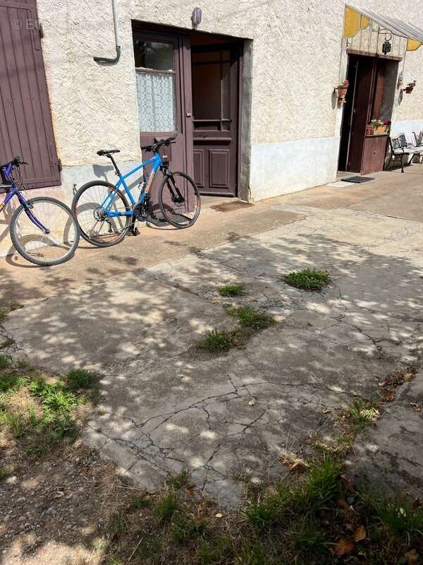 Appartement à CHARLIEU