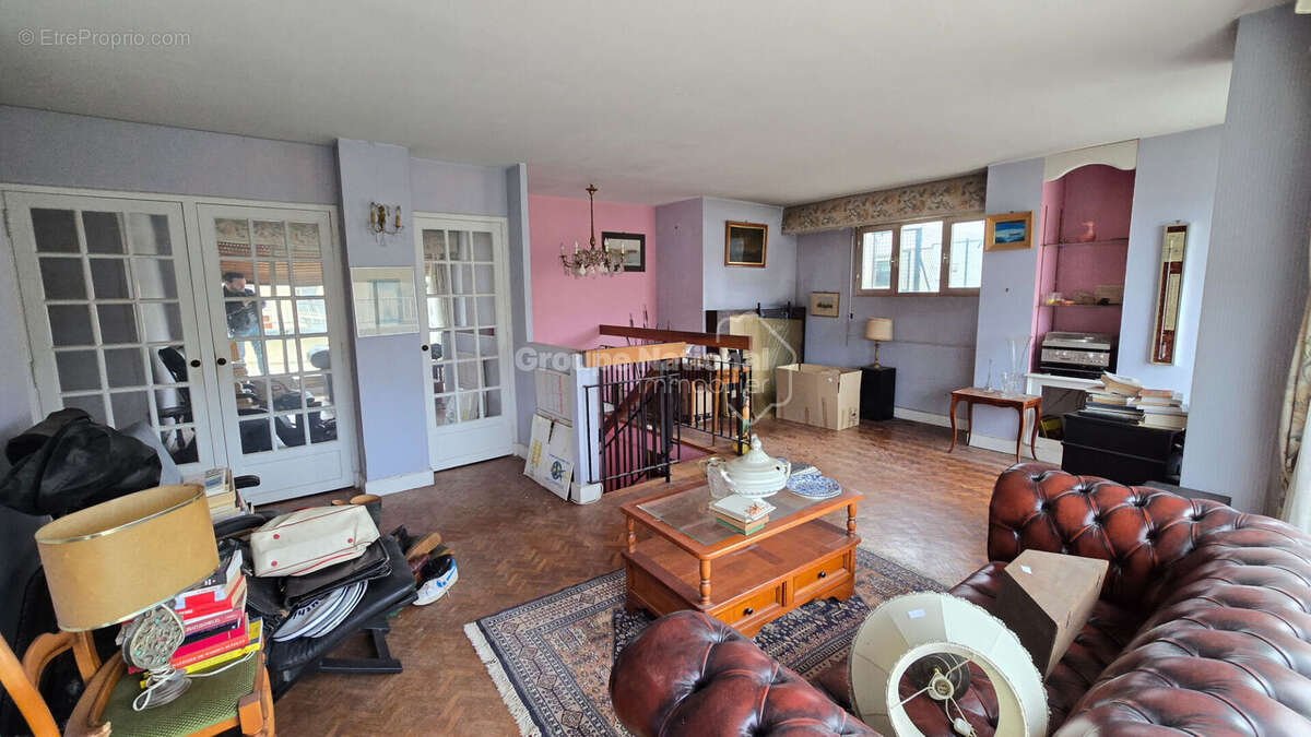 Appartement à VERSAILLES