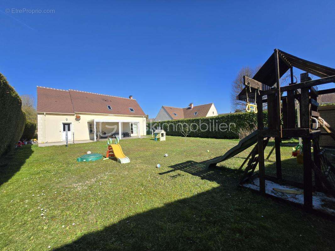 Maison à MAGNY-EN-VEXIN