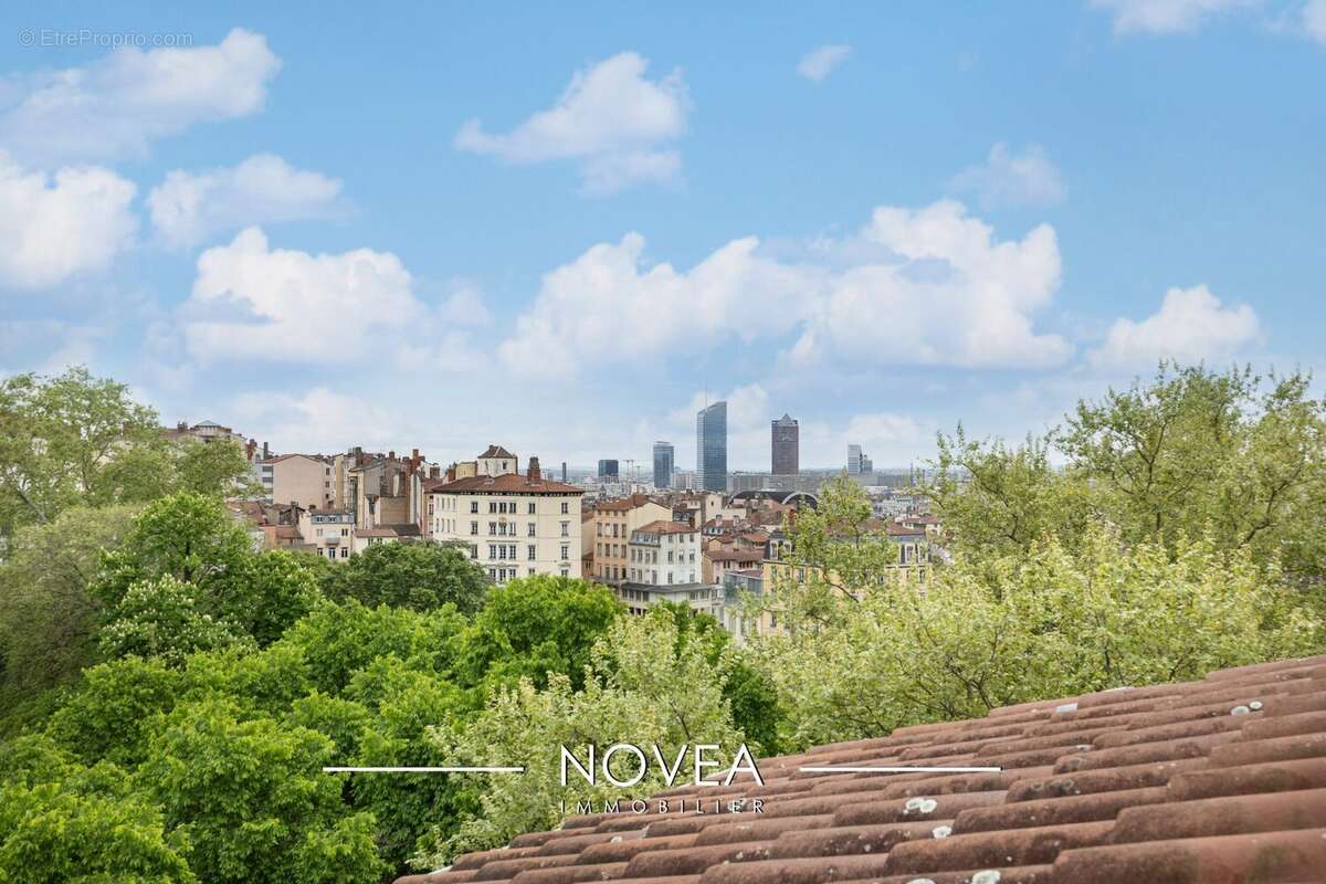 Appartement à LYON-1E
