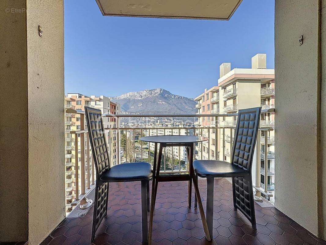 Appartement à ECHIROLLES