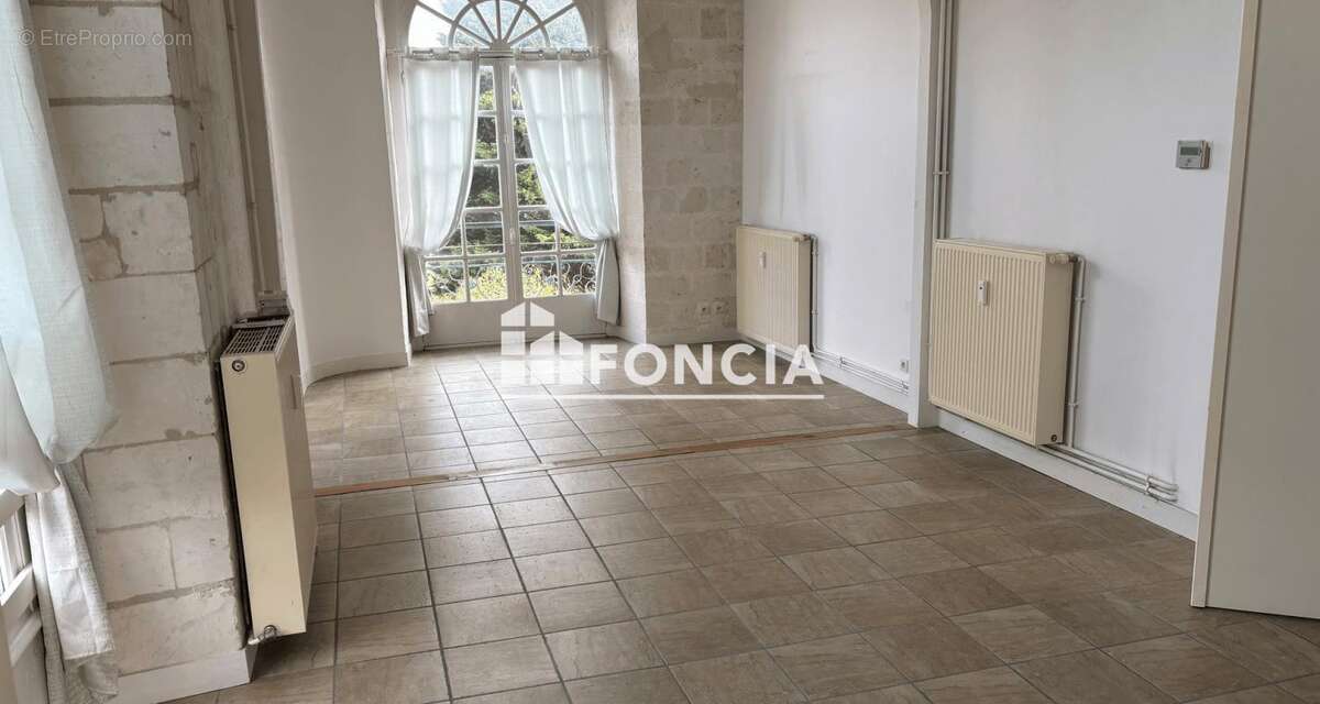 Appartement à CROUY-SAINT-PIERRE