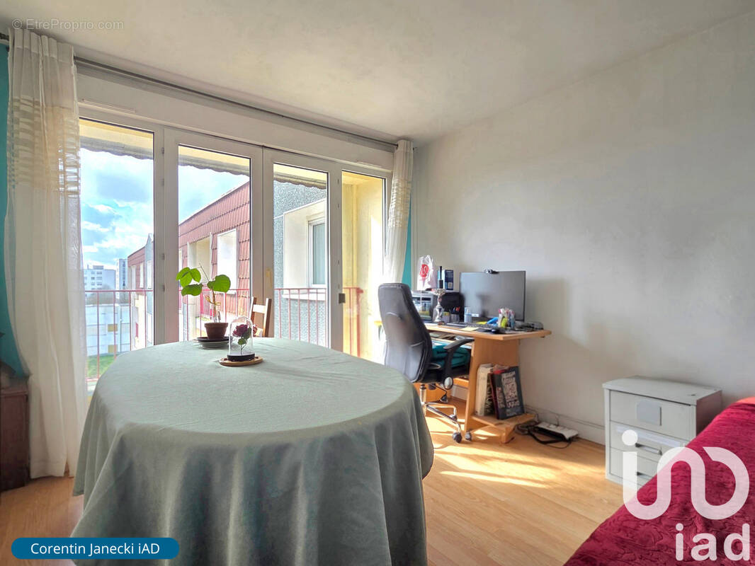Photo 1 - Appartement à LA CHAPELLE-SAINT-LUC