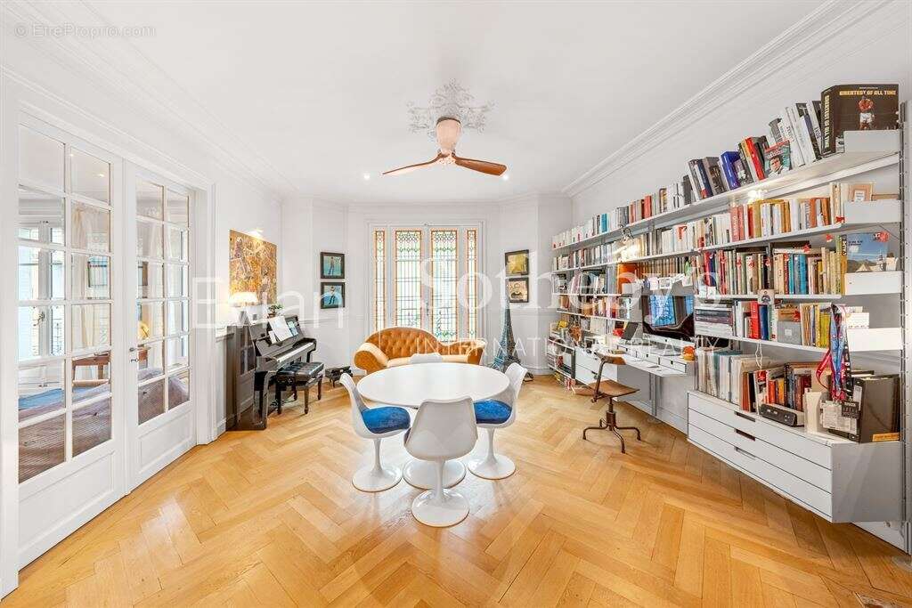 Appartement à EVIAN-LES-BAINS