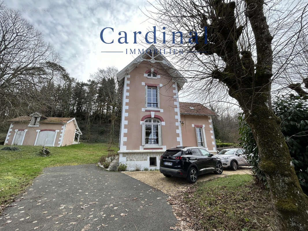 Maison à MARSAC-SUR-L&#039;ISLE