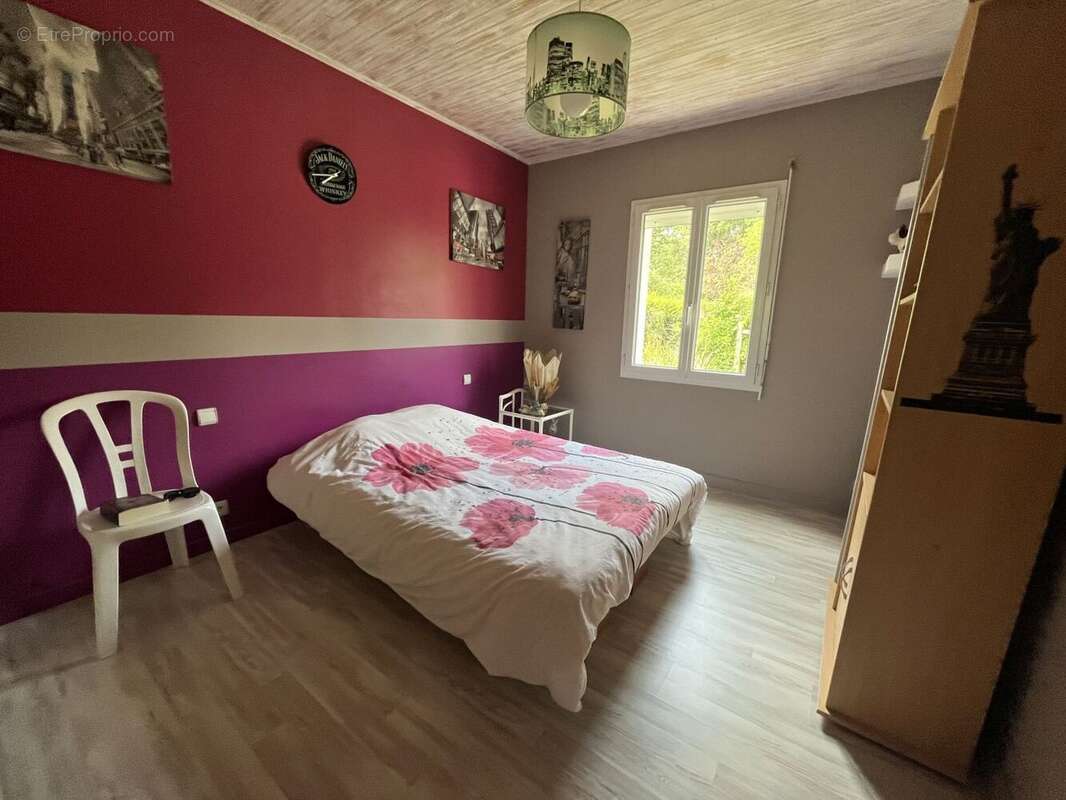 Maison à CHATEAUNEUF