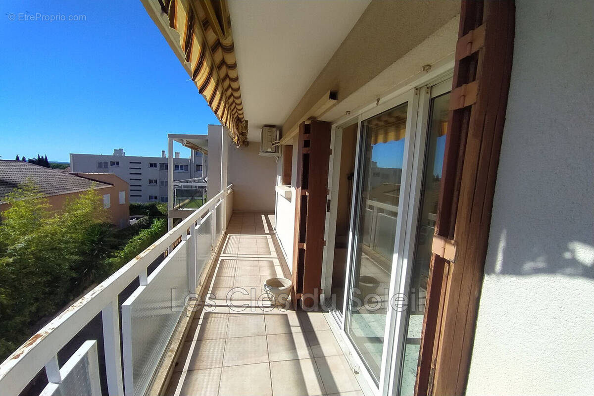 Appartement à HYERES