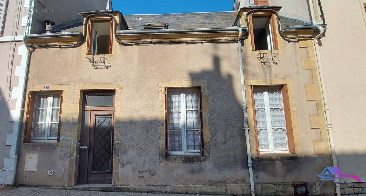 Façade - Maison à CHATEAUMEILLANT