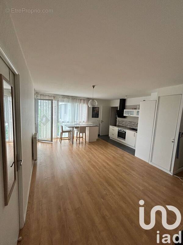 Photo 1 - Appartement à GENNEVILLIERS
