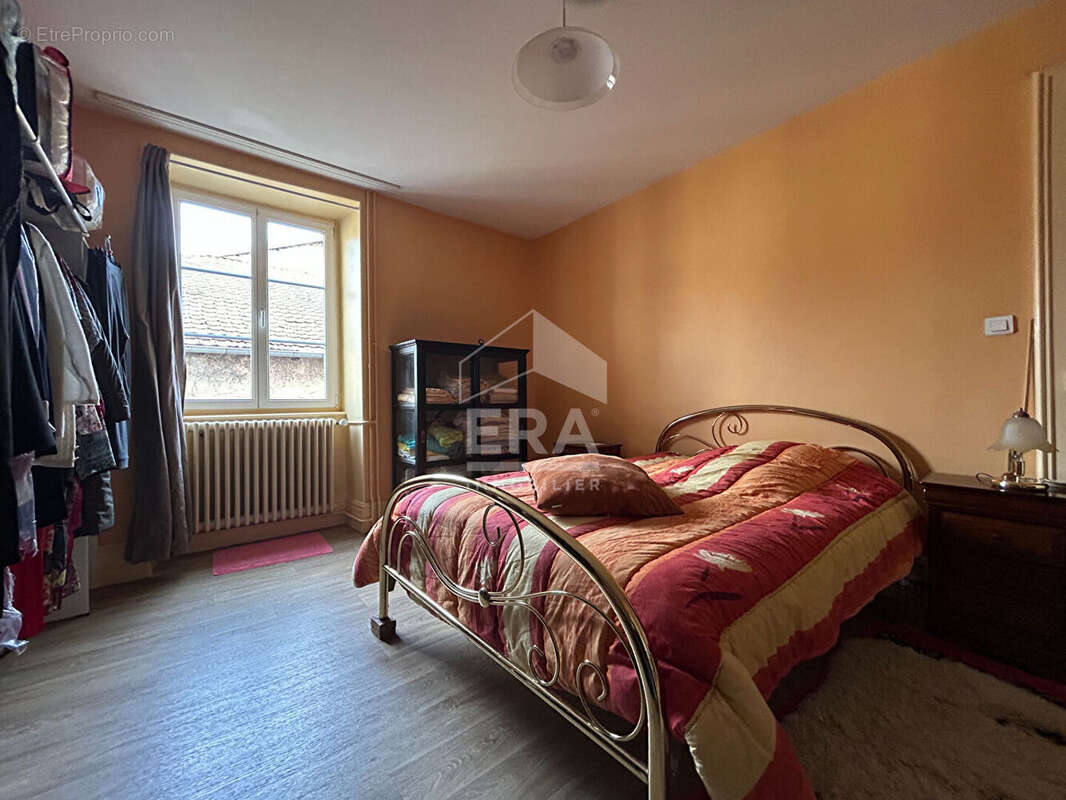 Appartement à LURE