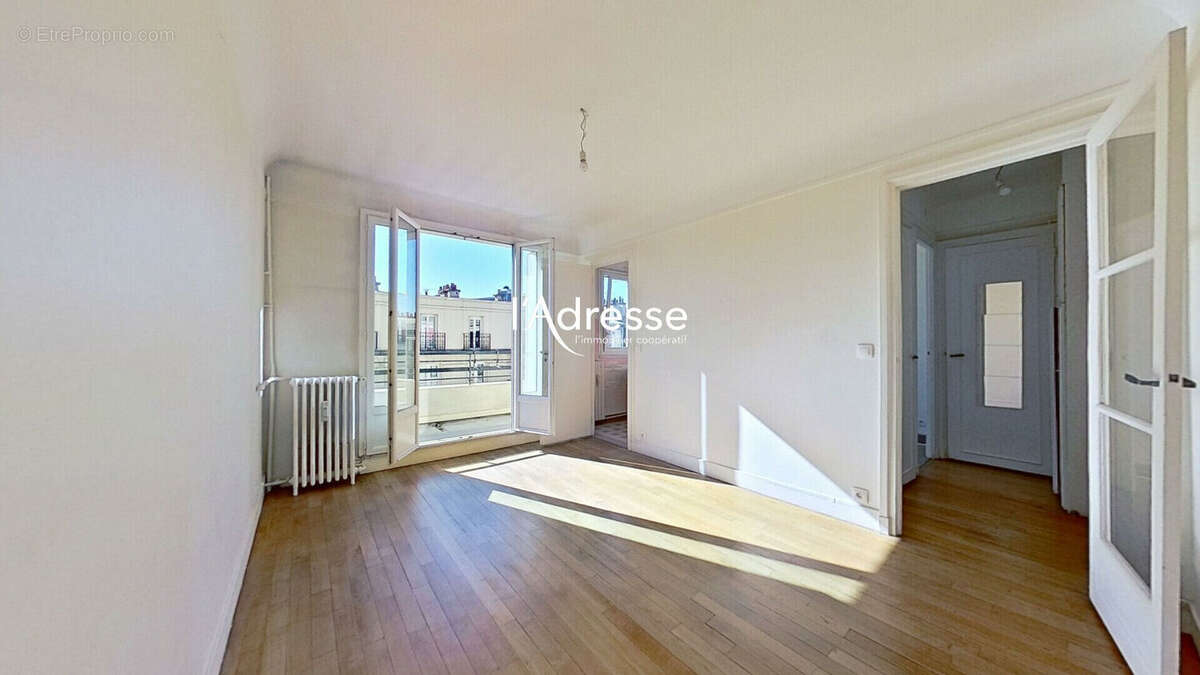Appartement à PARIS-15E