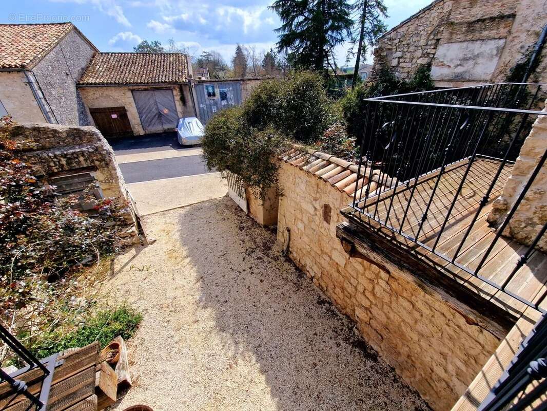 Maison à EYMET