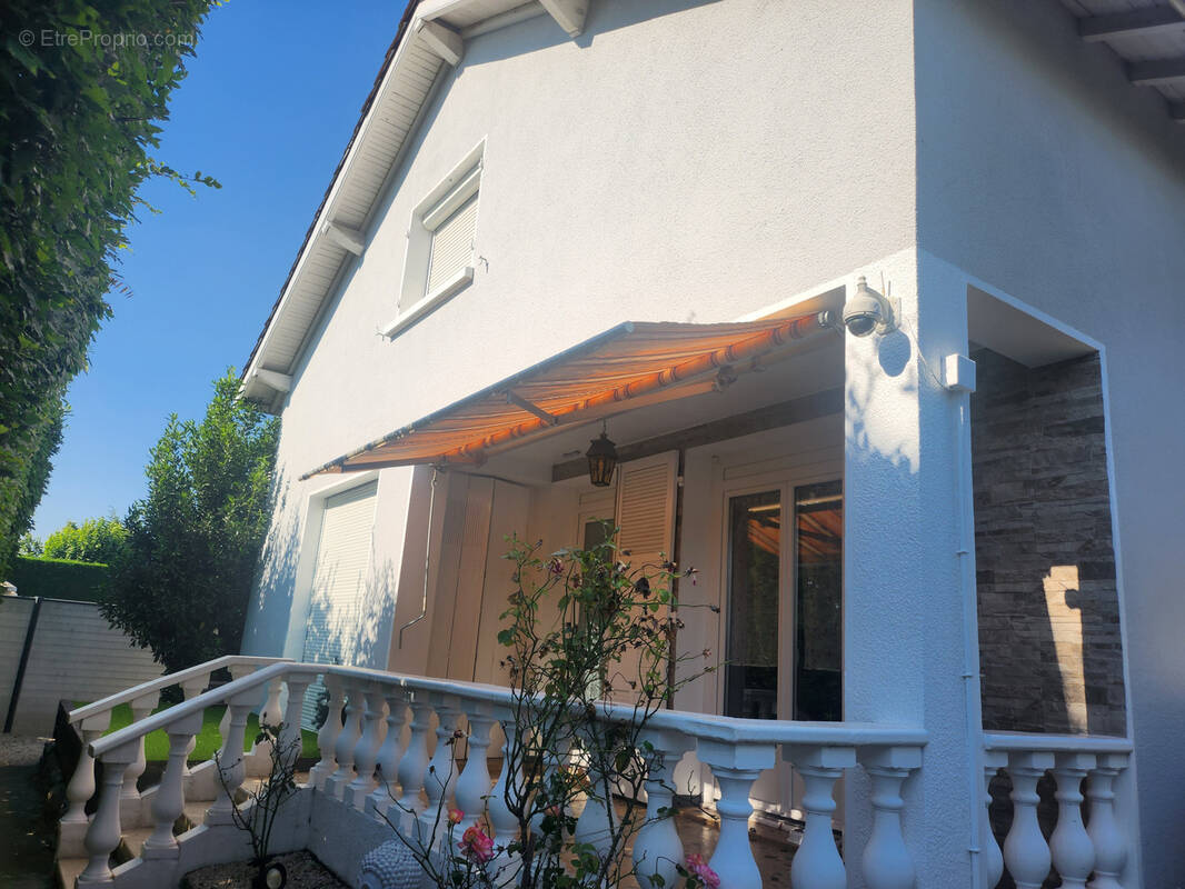 Maison à FEURS