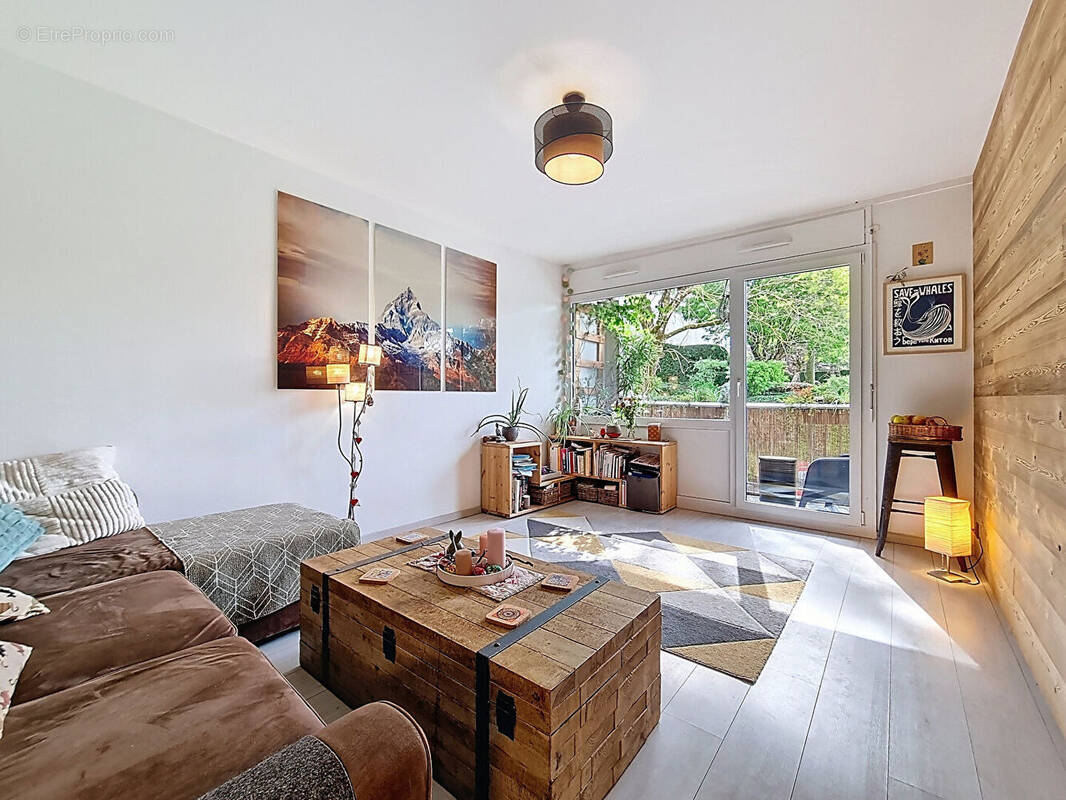 Appartement à CRAN-GEVRIER