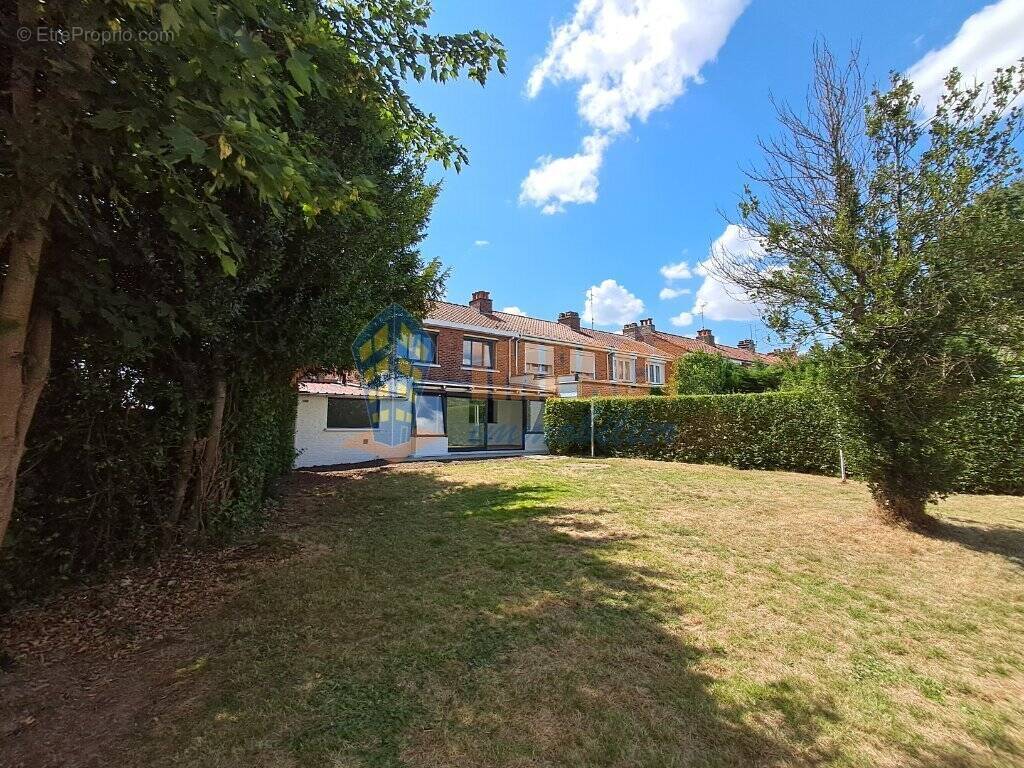 Maison à SEQUEDIN