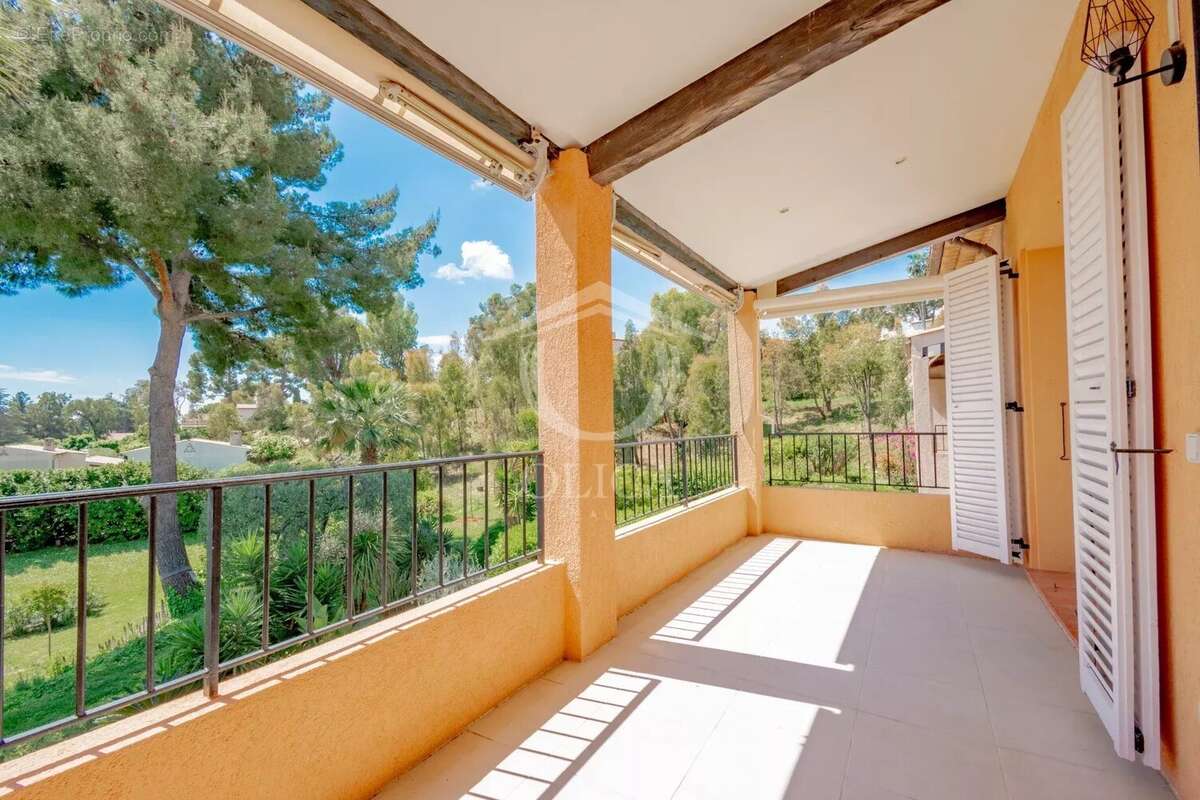 Appartement à VILLENEUVE-LOUBET