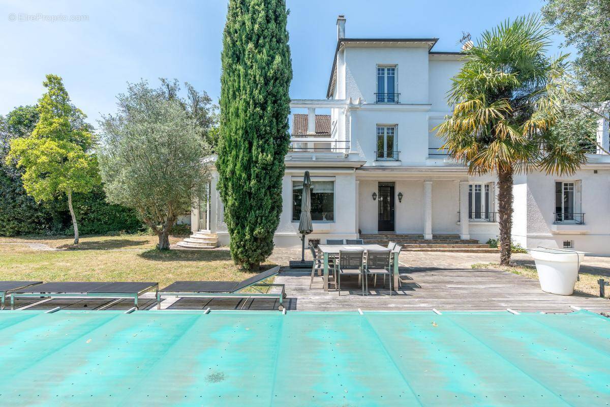 Maison à SAINT-MAUR-DES-FOSSES