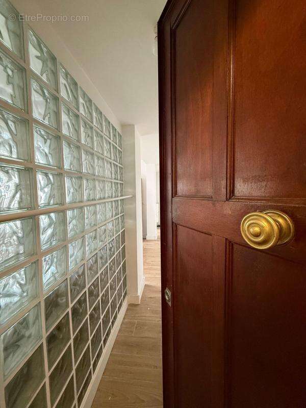 Appartement à PARIS-19E