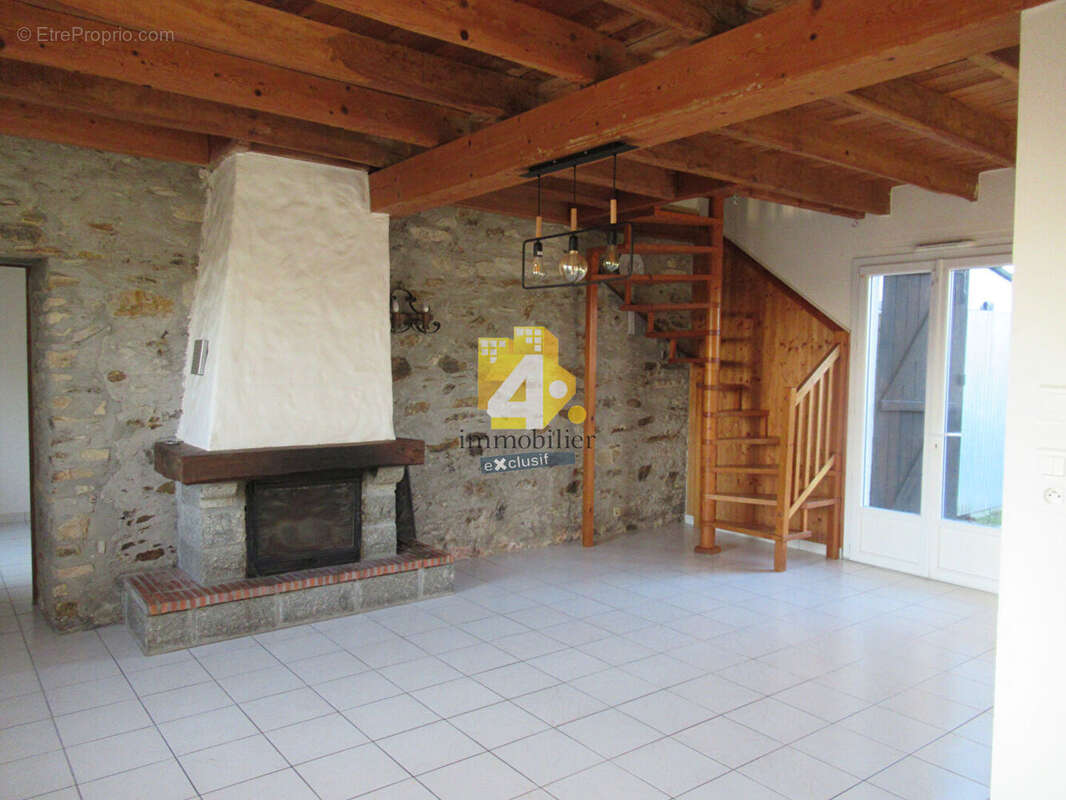 Maison à PONTCHATEAU
